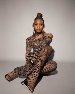 Normani feet photo thumbnail