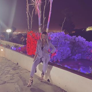 Noumidia feet photo thumbnail