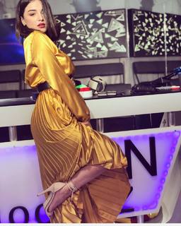 Noumidia feet photo thumbnail