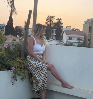 Noumidia feet photo thumbnail