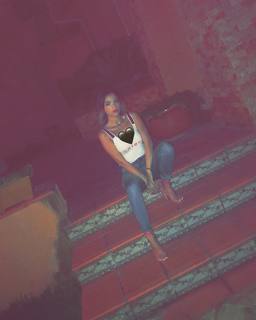 Noumidia feet photo thumbnail