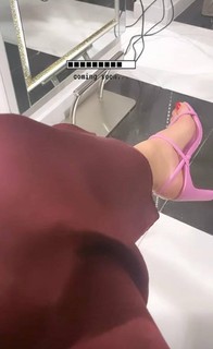 Noumidia feet photo thumbnail