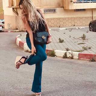 Noumidia feet photo thumbnail