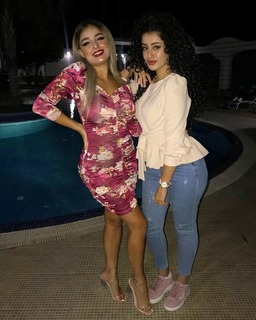 Noumidia feet photo thumbnail