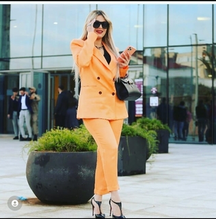 Noumidia feet photo thumbnail