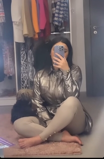 Noumidia feet photo thumbnail