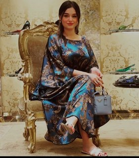 Noumidia feet photo thumbnail