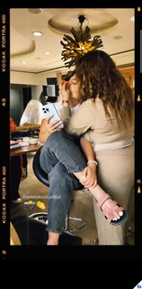 Noumidia feet photo thumbnail