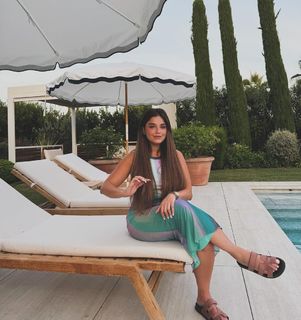 Noumidia feet photo thumbnail