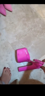 Noumidia feet photo thumbnail