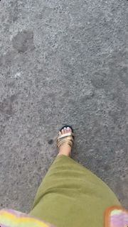 Noumidia feet photo thumbnail