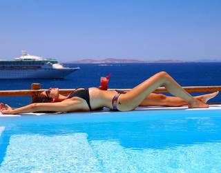 Nour Arida feet photo 15