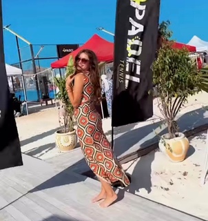 Nour Ehab feet photo thumbnail