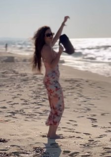 Nour Ehab feet photo thumbnail