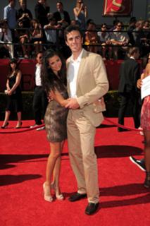 Noureen DeWulf feet photo thumbnail
