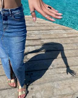 Nourine Abouseada feet photo 17