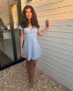 Nourine Abouseada feet photo 16