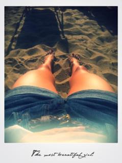 Nova Meierhenrich feet photo thumbnail