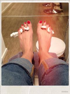 Nova Meierhenrich feet photo thumbnail