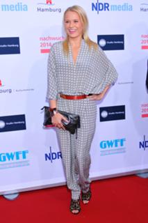 Nova Meierhenrich feet photo thumbnail