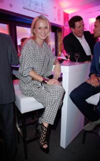 Nova Meierhenrich feet photo thumbnail