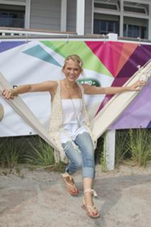 Nova Meierhenrich feet photo thumbnail