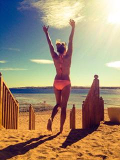 Nova Meierhenrich feet photo thumbnail