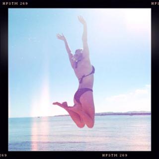 Nova Meierhenrich feet photo thumbnail