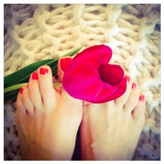 Nova Meierhenrich feet photo thumbnail