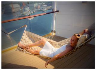 Nova Meierhenrich feet photo thumbnail