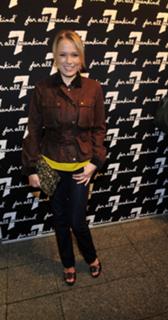 Nova Meierhenrich feet photo thumbnail
