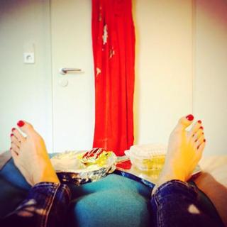 Nova Meierhenrich feet photo thumbnail