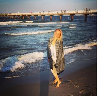 Nova Meierhenrich feet photo thumbnail
