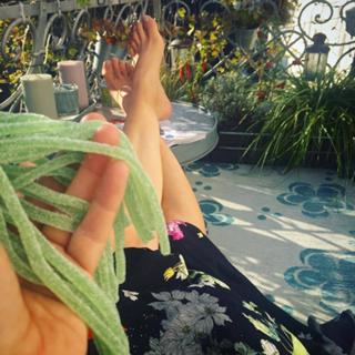 Nova Meierhenrich feet photo thumbnail