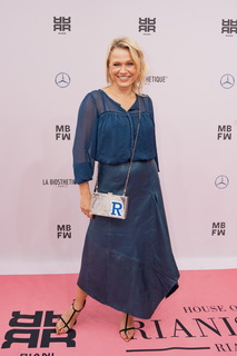 Nova Meierhenrich feet photo thumbnail
