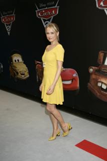 Nova Meierhenrich feet photo thumbnail