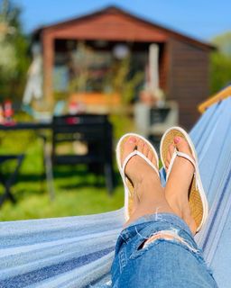 Nova Meierhenrich feet photo thumbnail