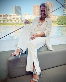 Nova Meierhenrich feet photo thumbnail