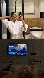 Nova Sarrailh feet photo thumbnail
