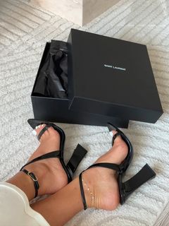 Nova Sarrailh feet photo 9