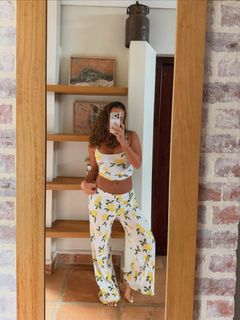 Nova Sarrailh feet photo 8