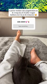 Nova Sarrailh feet photo 3