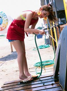 Nozomi Sasaki feet photo thumbnail