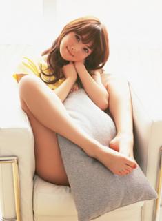 Nozomi Sasaki feet photo thumbnail