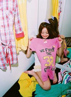 Nozomi Sasaki feet photo thumbnail
