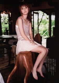 Nozomi Sasaki feet photo thumbnail