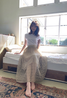 Nozomi Sasaki feet photo thumbnail