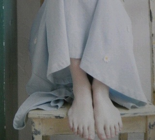 Nozomi Sasaki feet photo thumbnail