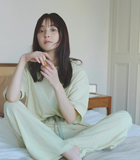 Nozomi Sasaki feet photo thumbnail