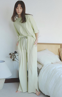 Nozomi Sasaki feet photo thumbnail
